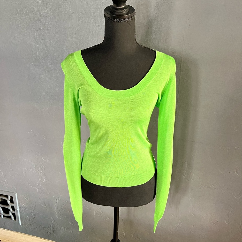 Who What Wear lightweight U collar sweater, neon green, Size M